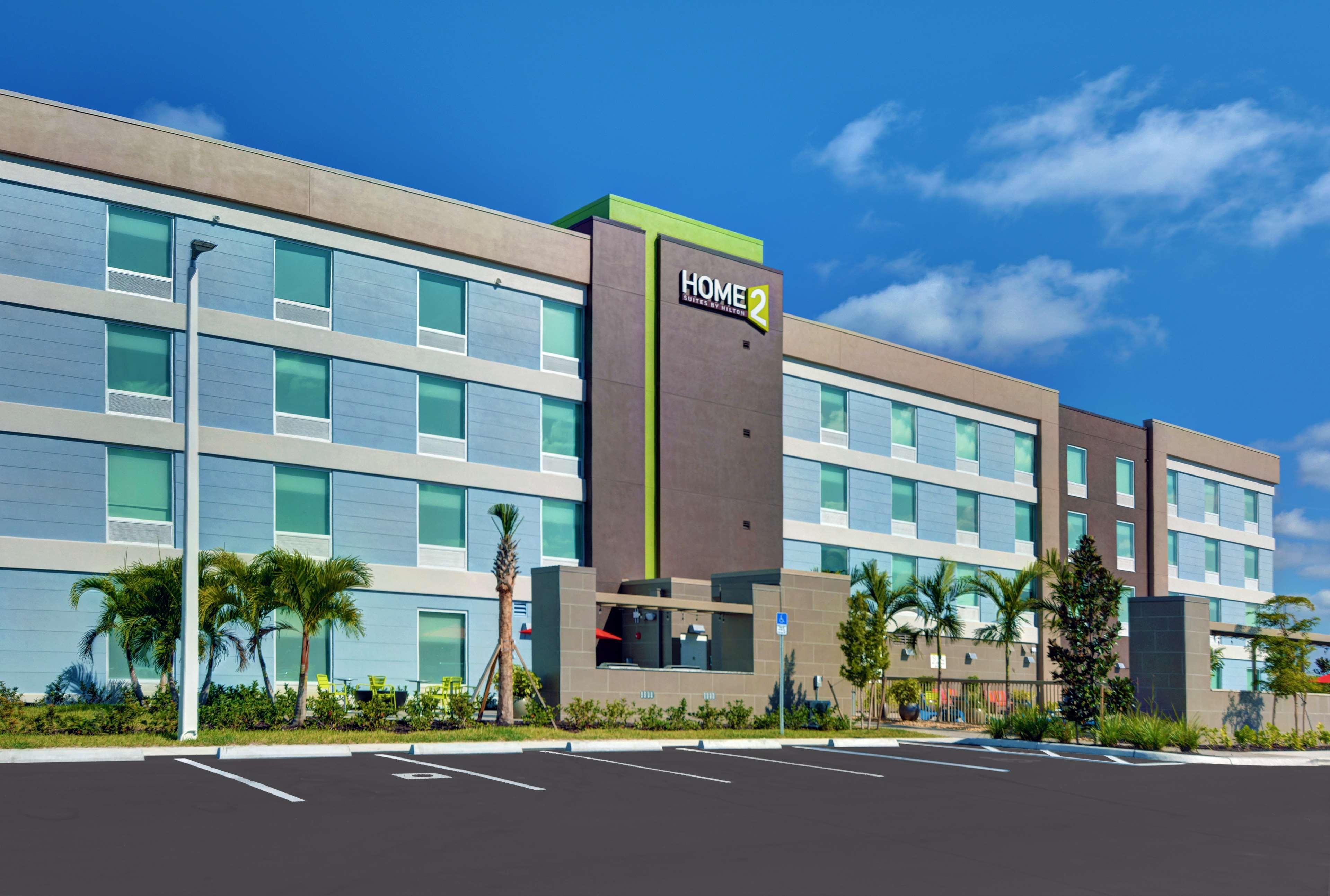 Home2 Suites By Hilton Fort Myers Colonial Blvd Exterior photo