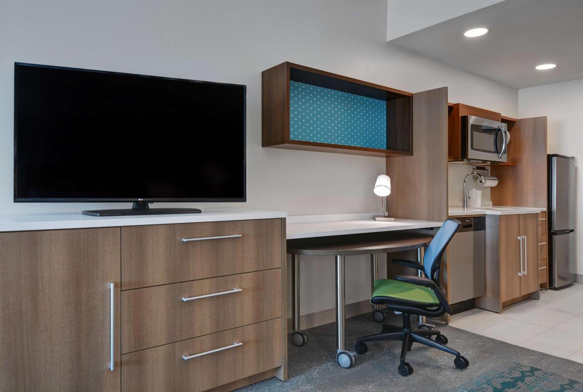 Home2 Suites By Hilton Fort Myers Colonial Blvd Exterior photo