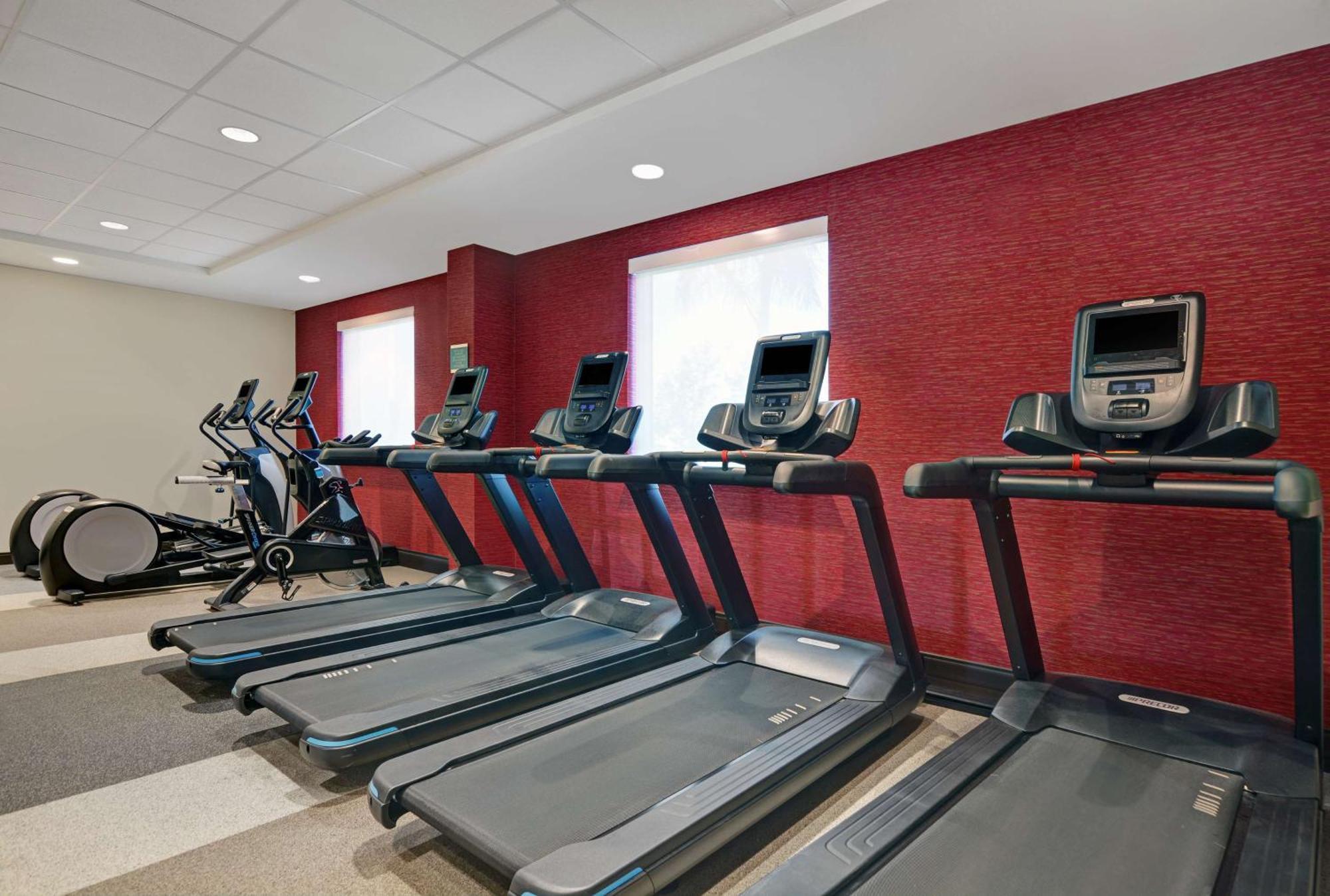 Home2 Suites By Hilton Fort Myers Colonial Blvd Exterior photo
